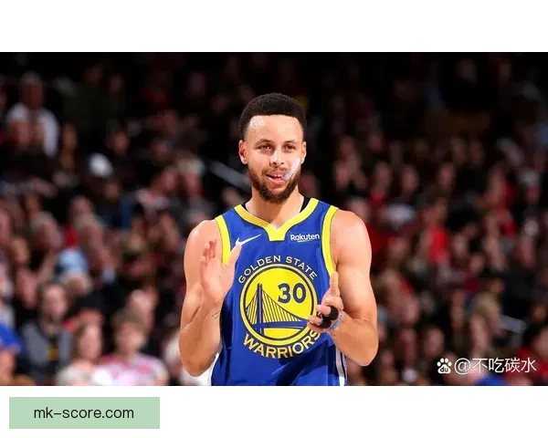 库里赞文班天然天赋与独特比赛态度极具感染力 库里赞文班天然天赋与独特比赛态度极具感染力