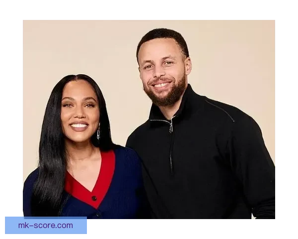 库里谈阿耶莎：她那份本能的冲劲与热情让我充满动力