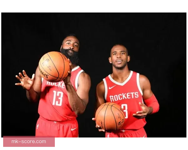 哈登关键时刻绝杀贡献19分带队六人上双收获连胜